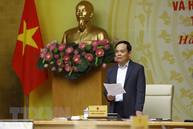 QUÁN TRIỆT, TỔ CHỨC THỰC HIỆN KẾT LUẬN CỦA PHÓ THỦ TƯỚNG CHÍNH PHỦ TRẦN LƯU QUANG VỀ CÔNG TÁC CHỐNG BUÔN LẬU VÀ GIAN LẬN THƯƠNG MẠI QUÁN TRIỆT, TỔ CHỨC THỰC HIỆN KẾT LUẬN CỦA PHÓ THỦ TƯỚNG CHÍNH PHỦ TRẦN LƯU QUANG VỀ CÔNG TÁC CHỐNG BUÔN LẬU VÀ GIAN LẬN THƯƠNG MẠI
