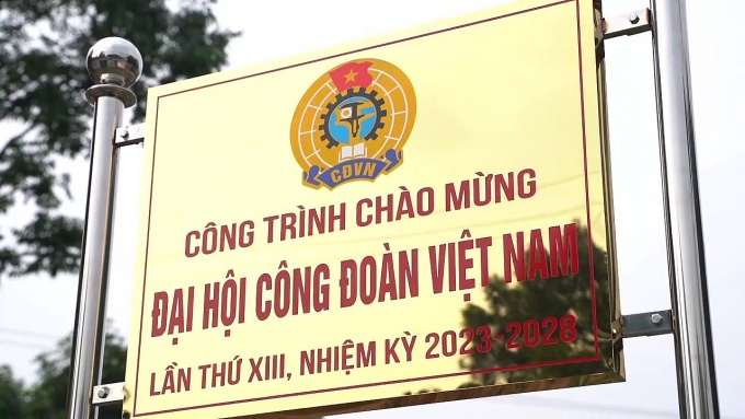 CÔNG NHÂN TĂNG LƯƠNG 2 TRIỆU ĐỒNG/THÁNG NHỜ CÔNG TRÌNH CHÀO MỪNG ĐẠI HỘI