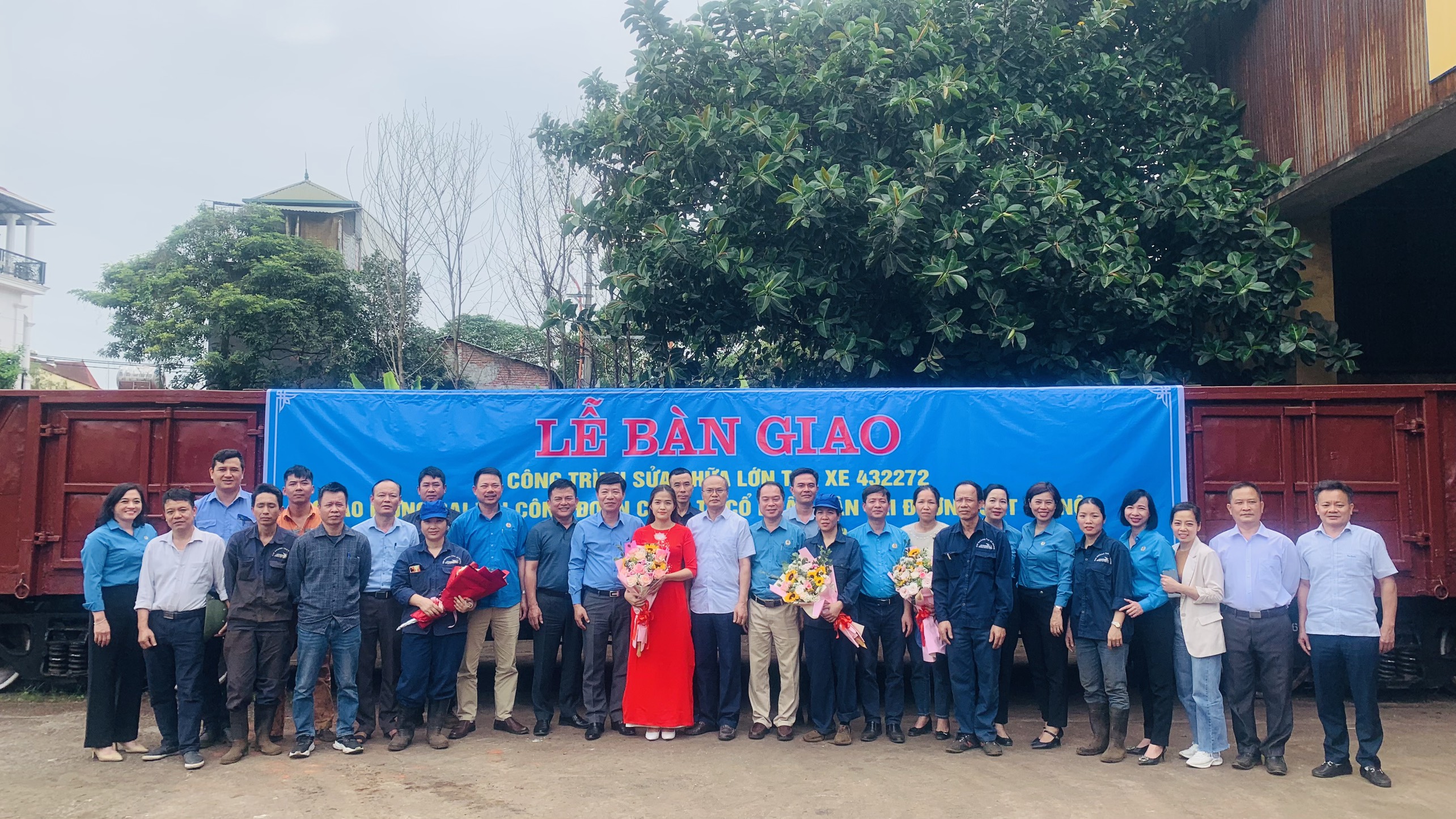 CÔNG ĐOÀN CÔNG TY CỔ PHẦN VẬN TẢI ĐƯỜNG SẮT HÀ NỘI BÀN GIAO CÔNG TRÌNH CÔNG ĐOÀN CHÀO MỪNG ĐẠI HỘI CÔNG ĐOÀN ĐƯỜNG SẮT VIỆT NAM LẦN THỨ XVI CÔNG ĐOÀN CÔNG TY CỔ PHẦN VẬN TẢI ĐƯỜNG SẮT HÀ NỘI BÀN GIAO CÔNG TRÌNH CÔNG ĐOÀN CHÀO MỪNG ĐẠI HỘI CÔNG ĐOÀN ĐƯỜNG SẮT VIỆT NAM LẦN THỨ XVI