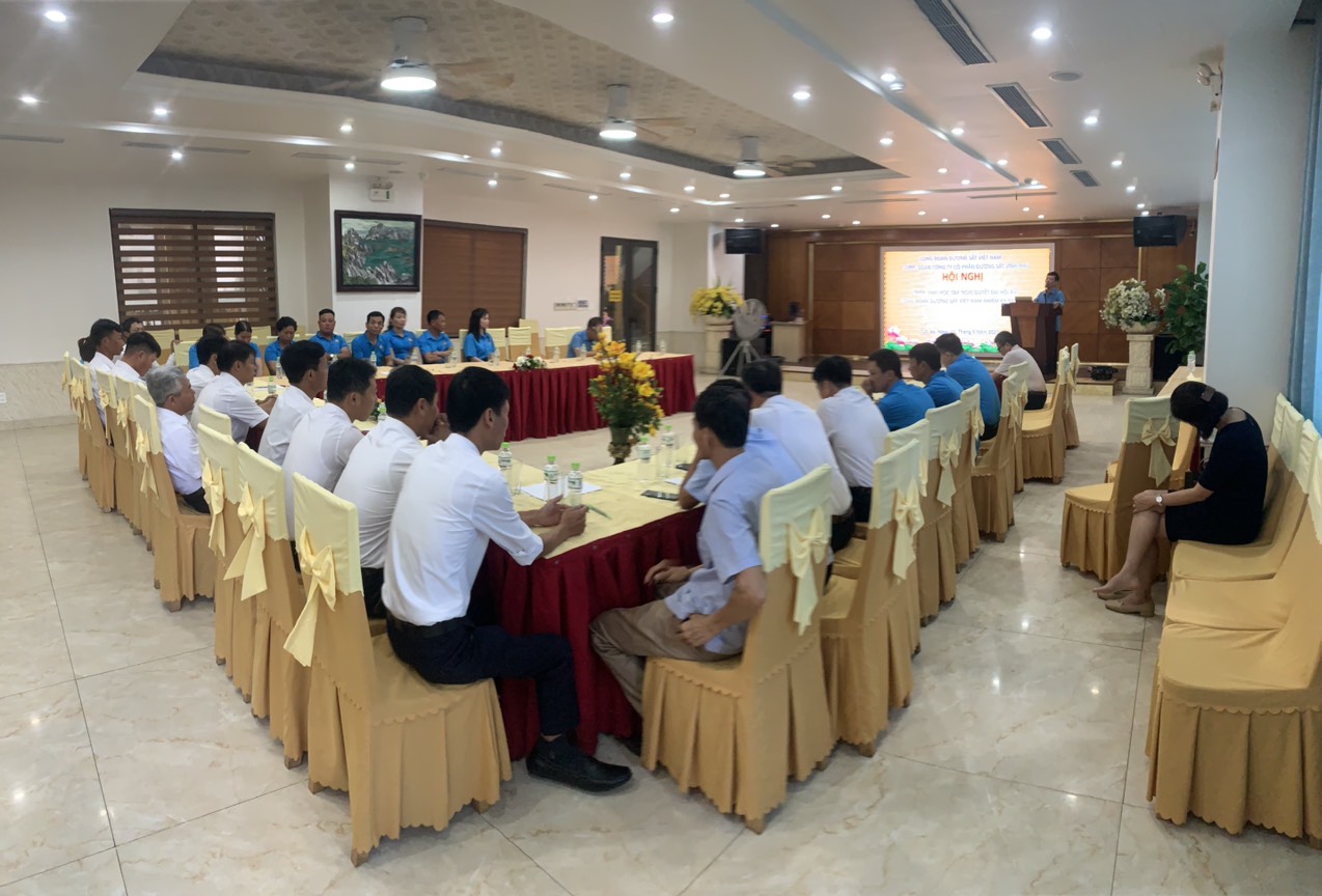 CÔNG ĐOÀN CÔNG TY CỔ PHẦN ĐƯỜNG SẮT VĨNH PHÚ TRIỂN KHAI QUÁN TRIỆT, HỌC TẬP NGHỊ QUYẾT ĐẠI HỘI LẦN THỨ XVI CÔNG ĐOÀN ĐƯỜNG SẮT VIỆT NAM, NHIỆM KỲ 2023 - 2028 CÔNG ĐOÀN CÔNG TY CỔ PHẦN ĐƯỜNG SẮT VĨNH PHÚ TRIỂN KHAI QUÁN TRIỆT, HỌC TẬP NGHỊ QUYẾT ĐẠI HỘI LẦN THỨ XVI CÔNG ĐOÀN ĐƯỜNG SẮT VIỆT NAM, NHIỆM KỲ 2023 - 2028